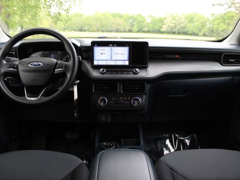 Used 2022 Ford Maverick XL FWD image 11