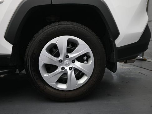 Used 2024 Toyota RAV4 LE FWD image 14