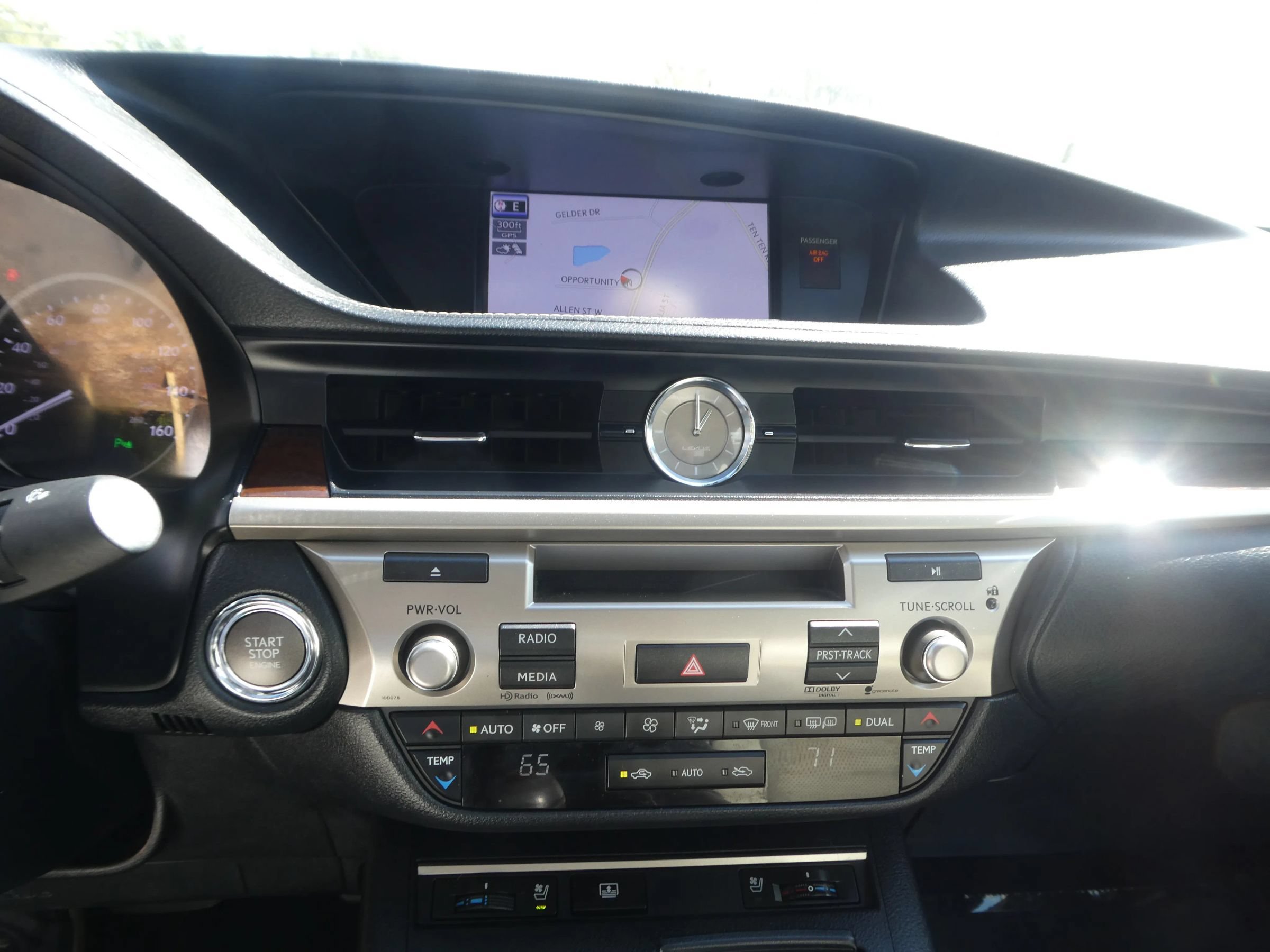 Used 2013 Lexus ES 350 w/ Luxury Pkg FWD image 21