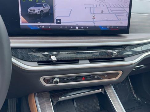 Certified 2024 BMW X5 xDrive40i w/ Premium Package AWD/4WD image 17