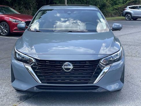 Used 2024 Nissan Sentra SV w/ SV Premium Package FWD image 6