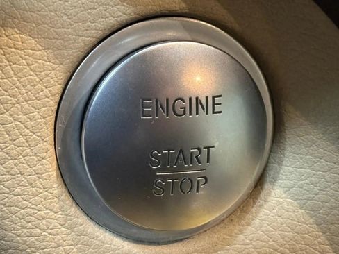 Used 2017 Mercedes-Benz GLE 350 4MATIC image 11