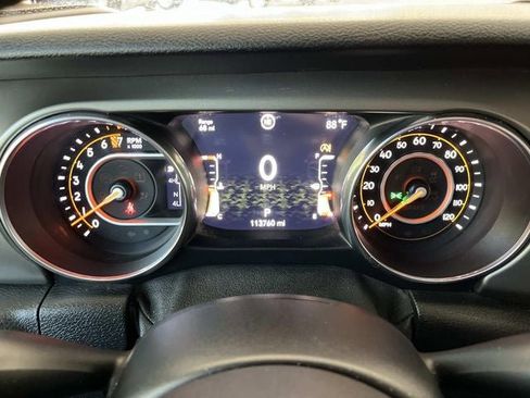 Used 2019 Jeep Wrangler Sport image 31