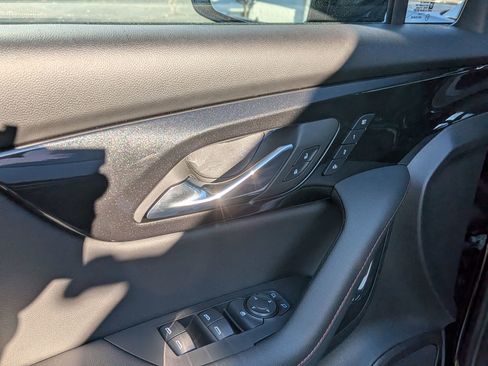 Certified 2025 Chevrolet Blazer RS w/ Driver Confidence II Package image 15