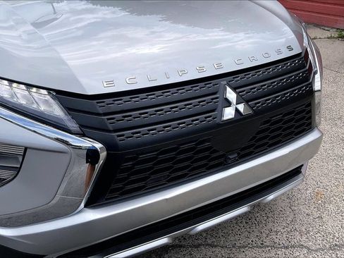 Used 2024 Mitsubishi Eclipse Cross SE AWD/4WD image 29