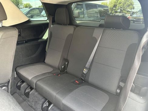 Used 2019 Chevrolet Traverse LS FWD image 14
