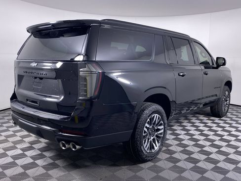 New 2026 Chevrolet Suburban Z71 w/ Comfort Package image 21