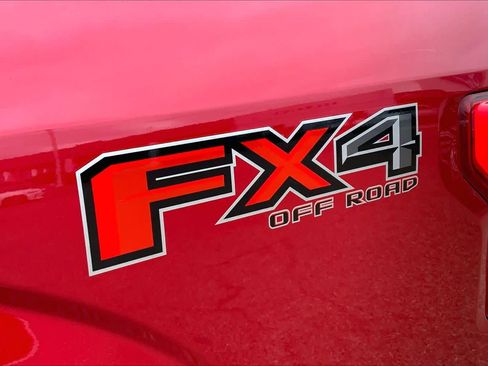 Used 2020 Ford F150 Lariat w/ Equipment Group 502A Luxury AWD/4WD image 10
