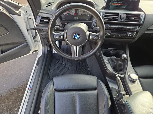 Used 2017 BMW M2 image 12