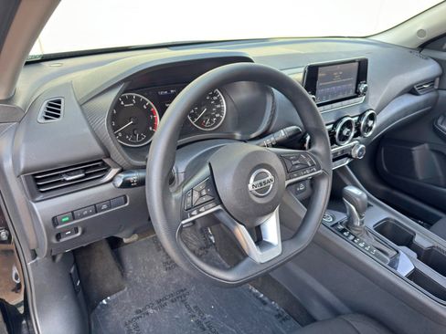 Used 2023 Nissan Sentra S FWD image 12
