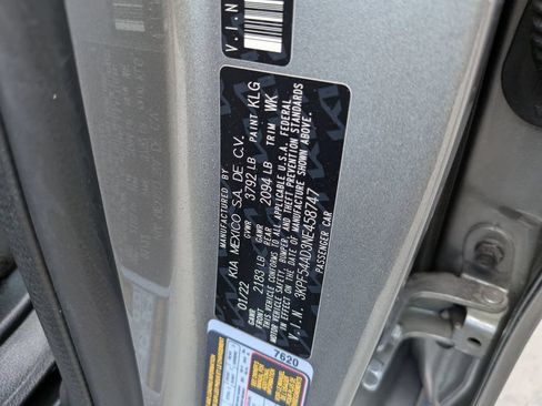 Certified 2022 Kia Forte GT-Line w/ GT-Line Premium Package FWD image 35