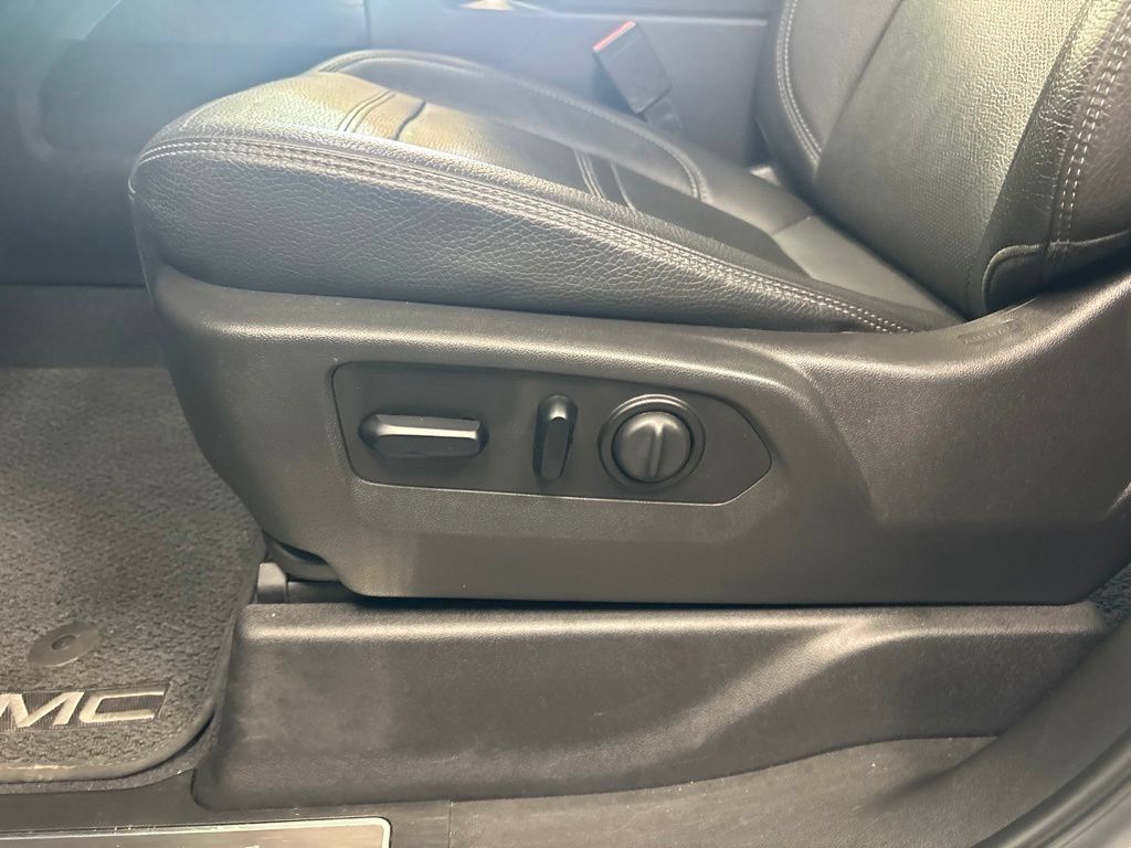 Used 2020 GMC Sierra 1500 Denali AWD/4WD image 35