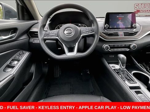 Used 2024 Nissan Altima 2.5 SV AWD/4WD image 8