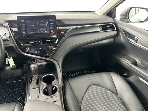 Used 2024 Toyota Camry SE FWD image 24
