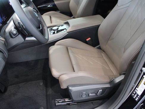 New 2026 BMW X3 xDrive30i w/ Convenience Package AWD/4WD image 9
