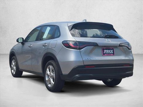 Used 2024 Honda HR-V LX image 8