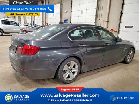 Used 2012 BMW 528i xDrive Sedan image 4