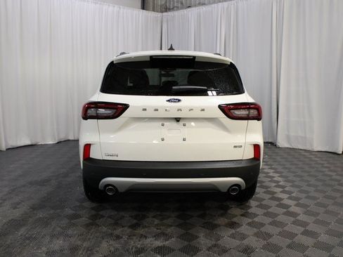 New 2026 Ford Escape SE image 19