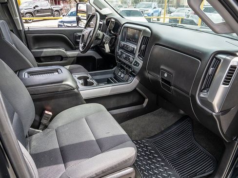 Used 2018 Chevrolet Silverado 2500 LT w/ Texas Edition image 17