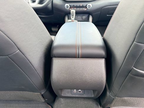 Used 2023 Nissan Altima 2.5 SR w/ SR Premium Package FWD image 18