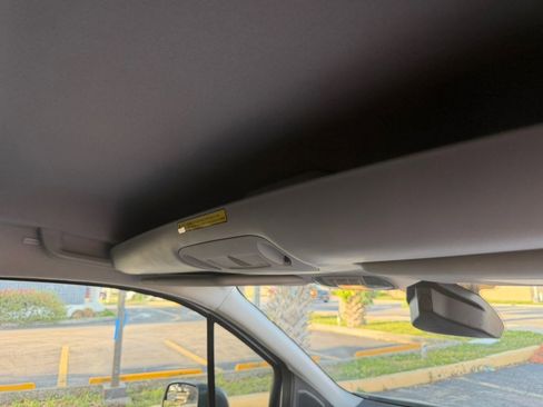 Used 2022 Ford Transit Connect XLT FWD image 30