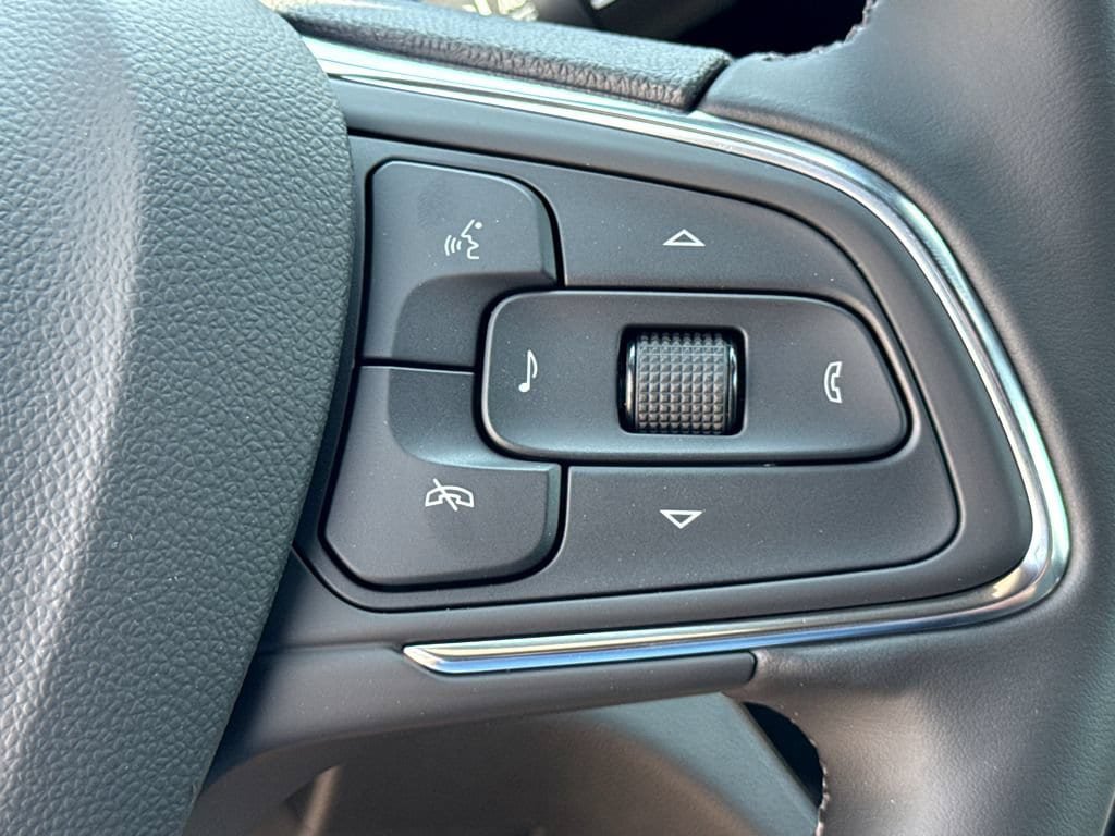 New 2026 Buick Envista Sport Touring w/ Convenience I Package FWD image 17