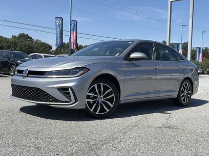 Used 2025 Volkswagen Jetta SE