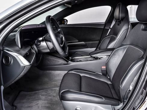 Used 2023 Lucid Air Grand Touring AWD/4WD image 14