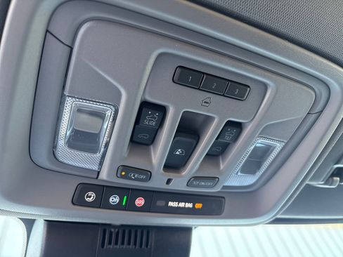 New 2026 GMC Sierra 2500 SLT w/ SLT Premium Package image 43