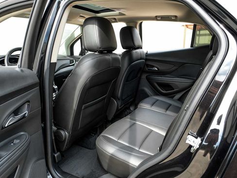Used 2019 Buick Encore Essence w/ Experience Buick Package FWD image 36