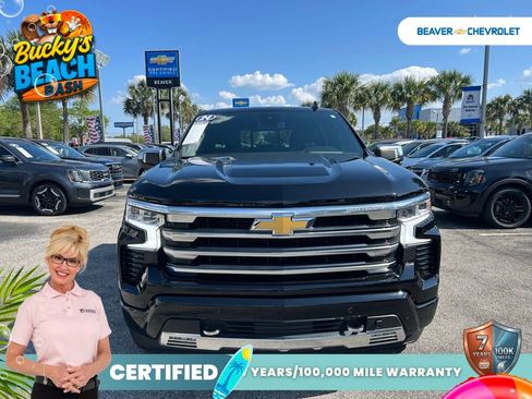 Used 2024 Chevrolet Silverado 1500 High Country AWD/4WD image 3
