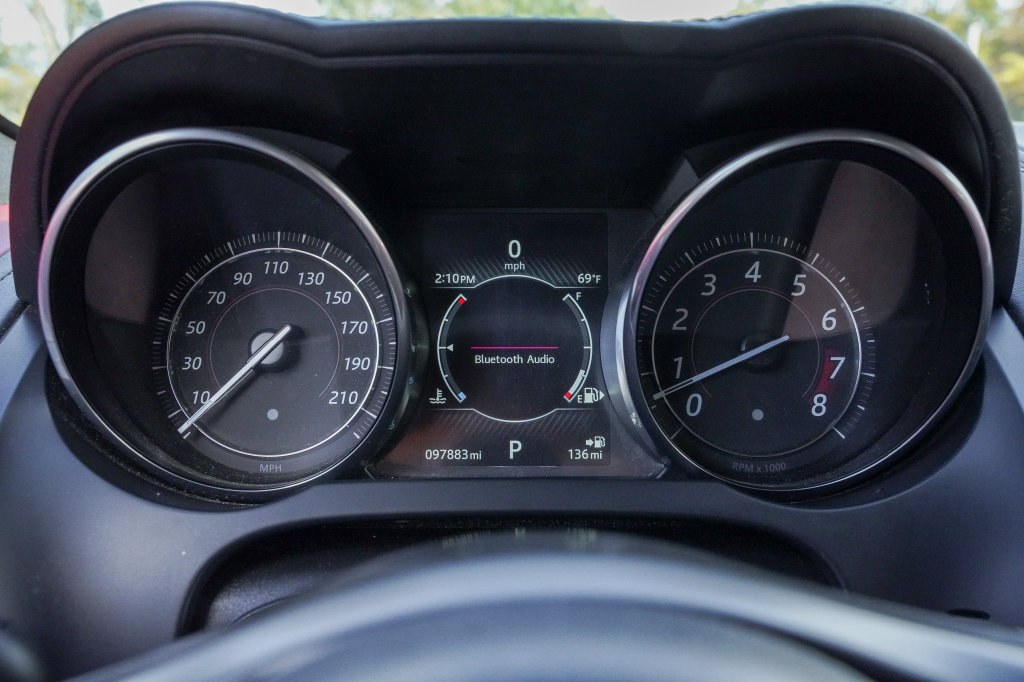 Used 2016 Jaguar F-TYPE R AWD/4WD image 14