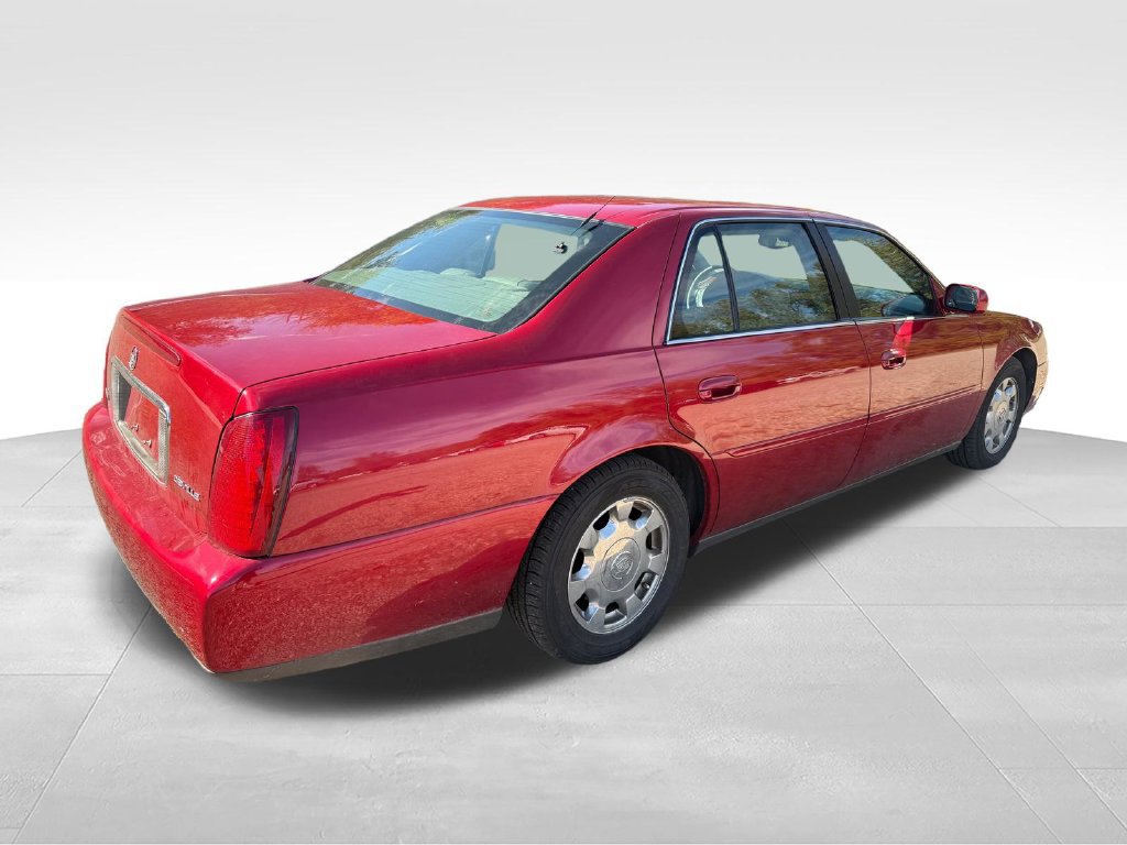 Used 2004 Cadillac De Ville w/ Equipment Group FWD image 6