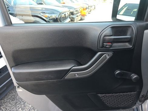 Used 2018 Jeep Wrangler Willys Wheeler image 16