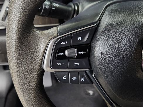 Used 2018 Honda Accord EX image 47