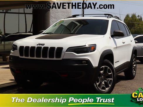 Used 2021 Jeep Cherokee Trailhawk w/ Premium Leather Package AWD/4WD image 1