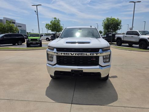 Used 2023 Chevrolet Silverado 2500 LT AWD/4WD image 8