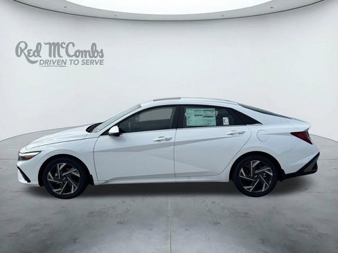 New 2026 Hyundai Elantra SEL Sport Premium FWD image 2