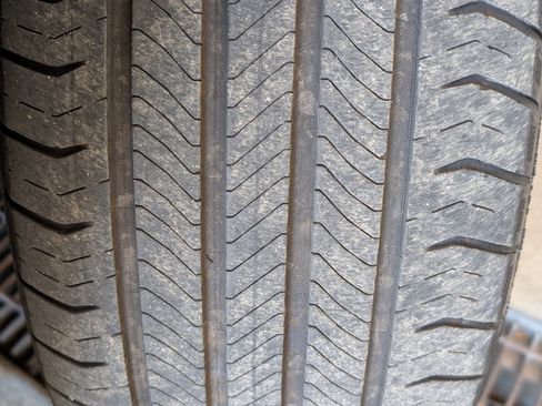 Used 2025 Chevrolet Equinox EV LT w/ Convenience Package image 35