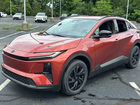 New 2026 Toyota C-HR AWD/4WD image 2