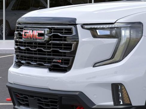 New 2026 GMC Acadia AT4 w/ Luxury Package AWD/4WD image 15