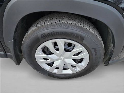 Used 2025 Toyota Corolla Cross L image 10