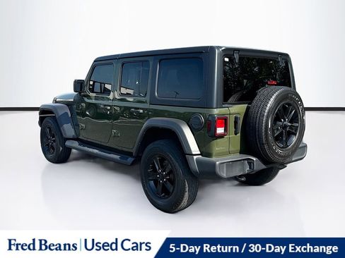 Used 2022 Jeep Wrangler Unlimited Sport AWD/4WD image 5