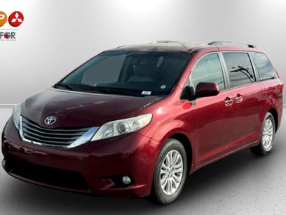 Used 2016 Toyota Sienna XLE