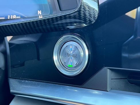 Used 2023 Chevrolet Corvette Stingray Premium Conv w/ Z51 Performance Package image 24