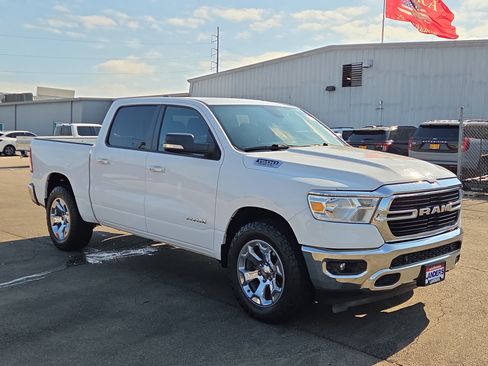 Used 2019 RAM 1500 Big Horn AWD/4WD image 1