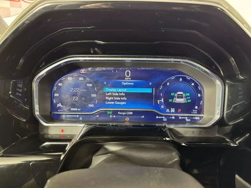 Used 2024 Chevrolet Silverado 1500 ZR2 w/ Technology Package image 14