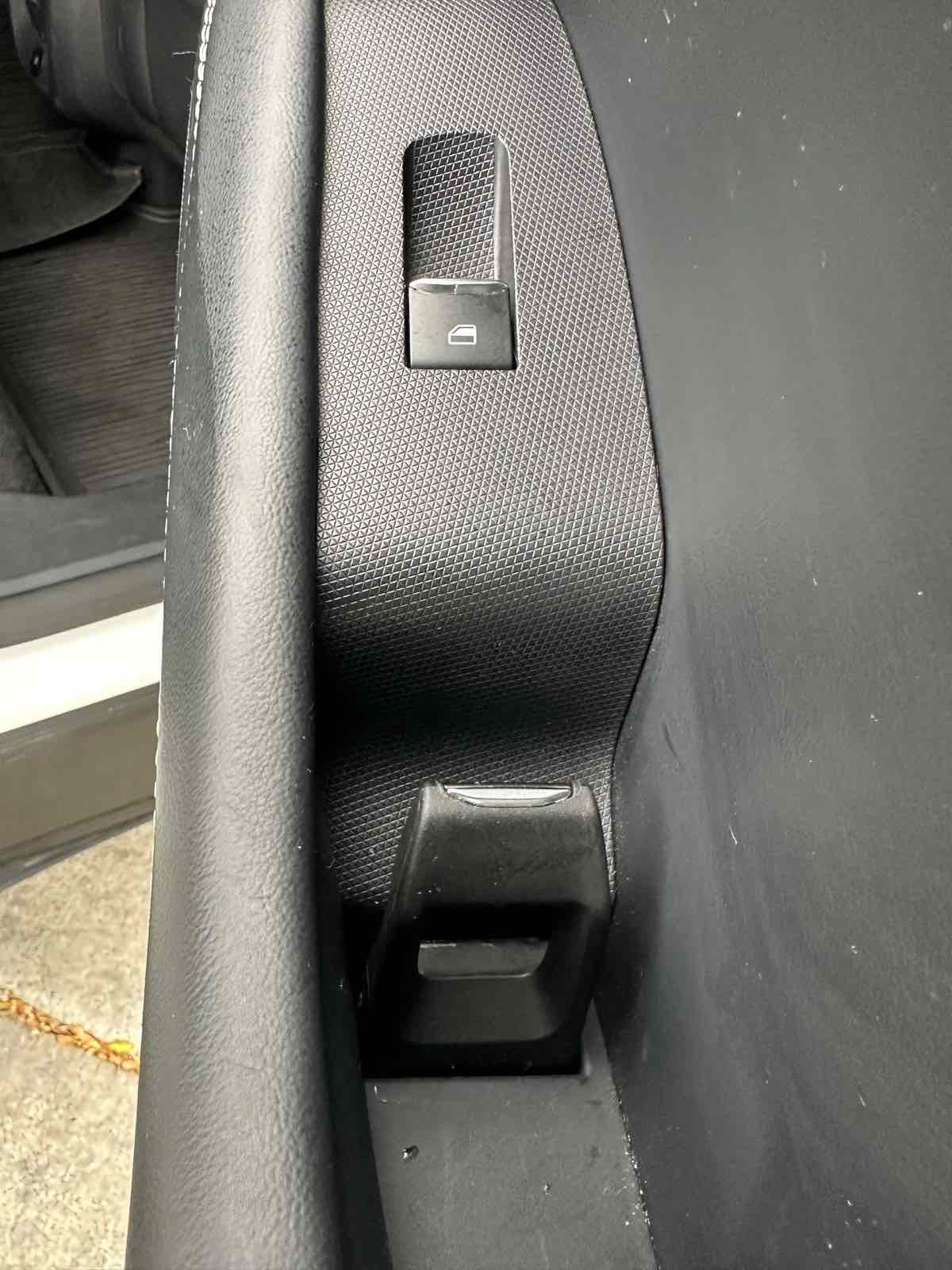 Used 2024 Ford Mustang Mach-E Select w/ Comfort Package Lite RWD image 34