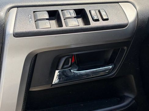 Used 2021 Toyota 4Runner SR5 AWD/4WD image 6