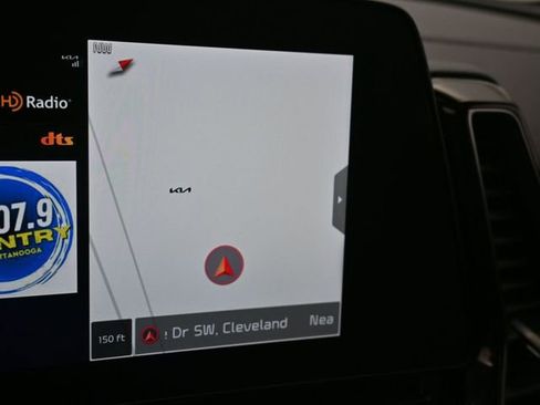 Used 2025 Kia Sportage SX image 22